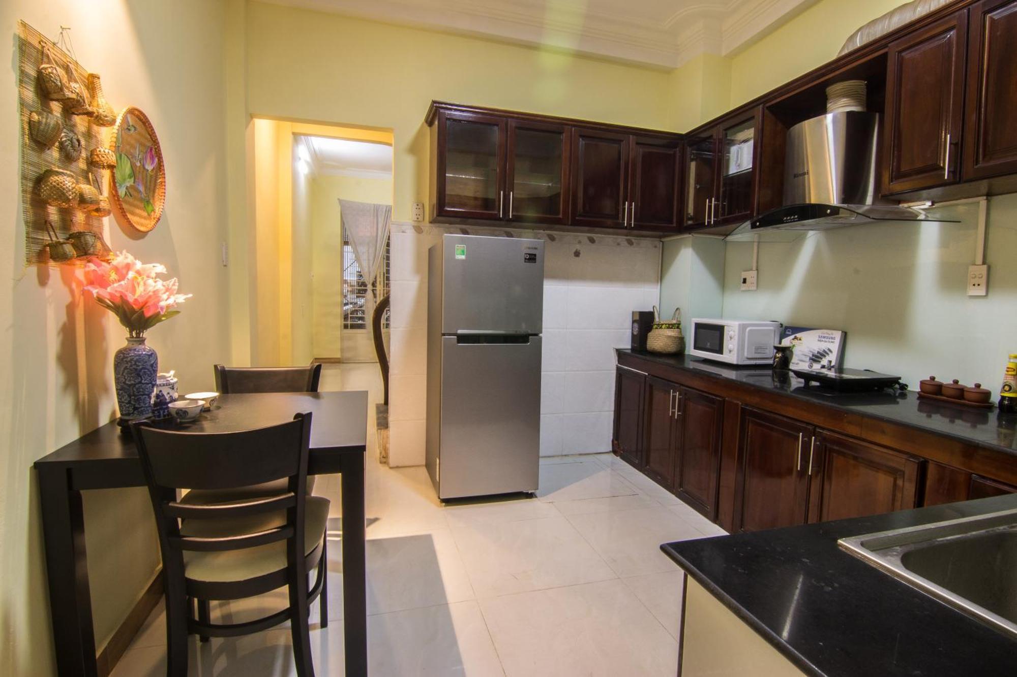 Moonie House Saigon - In Cbd, Cool Ac, Free Laundry, Free Drinking Water Ở trọ