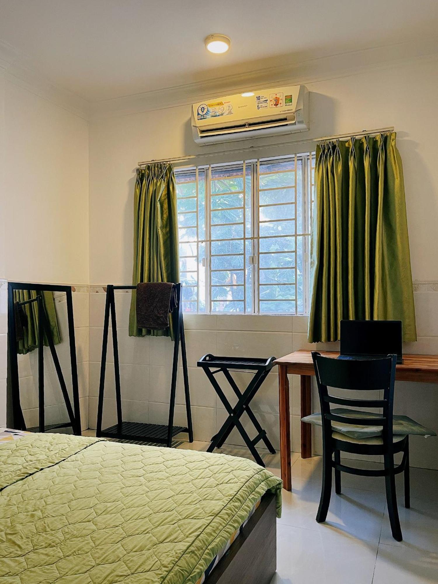 Moonie House Saigon - In Cbd, Cool Ac, Free Laundry, Free Drinking Water Ở trọ *