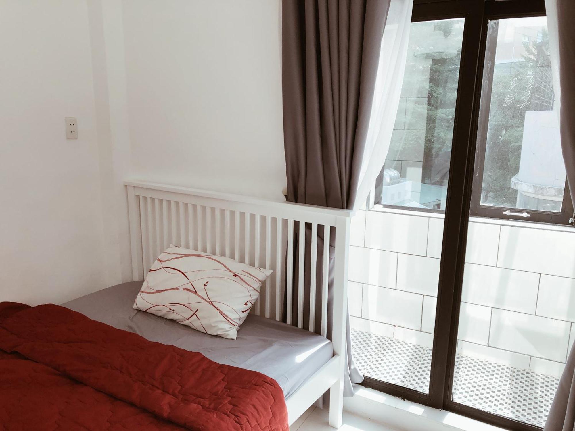 Homestay Moonie House Saigon - In Cbd, Cool Ac, Free Laundry, Free Drinking Water *