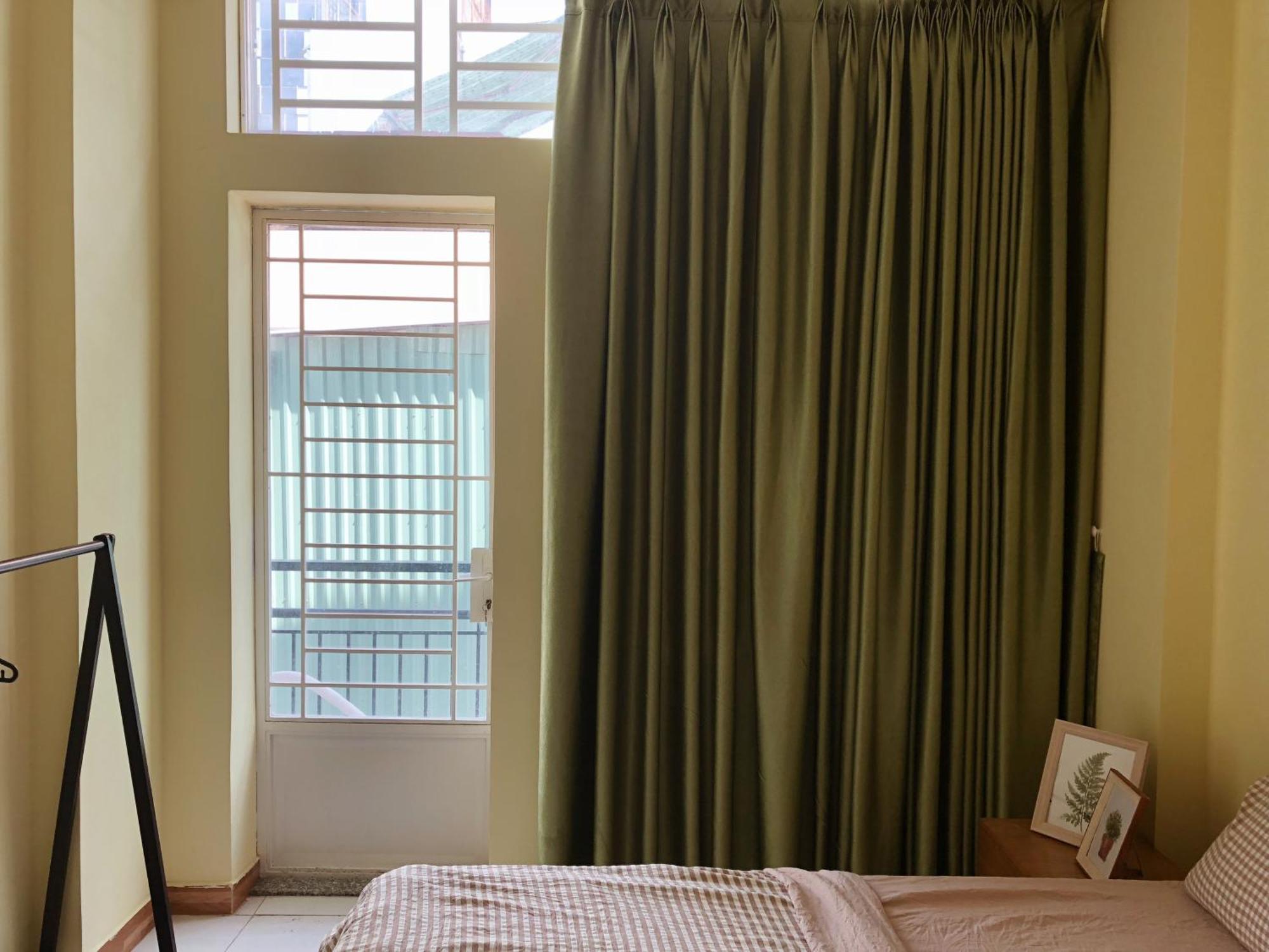 Moonie House Saigon - In Cbd, Cool Ac, Free Laundry, Free Drinking Water Ho Chi Minh City